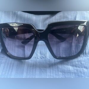 Gucci sunglasses Authentic (SOLD)